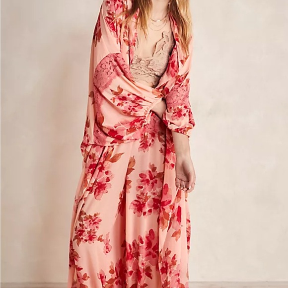 EUC - Free People - Sunday Morning Robe - Picture 1 of 7